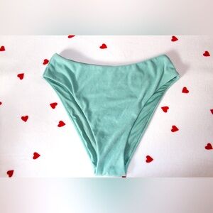 NWOT - 🌊 Victoria’s Secret Essential High Waist Bikini Bottom